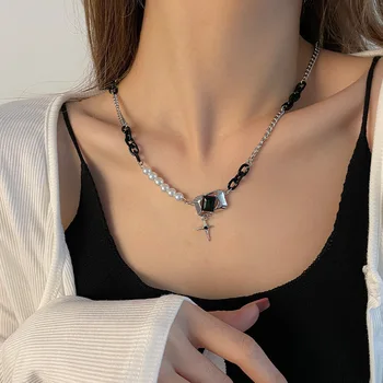 Lanț negru Pătrat Împletit Diamant Colier de Perle pentru Femei Nișă Design Hip-hop Pandantiv Lumina Lux Lanț Pulover Colier
