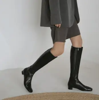 Femeie de moda Negru Maro Alb din Piele Moale Deget de la picior Pătrat Genunchi Ridicat Cizme de sex Feminin 30 mm Tocuri Fermoar Lateral Confortabile Cizme Lungi
